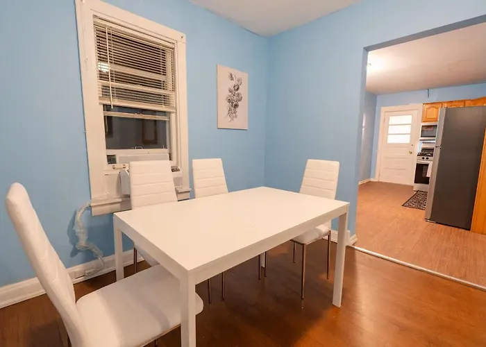 Cozy 1-bedroom House In Tranquil With Free Parking Holiday home *