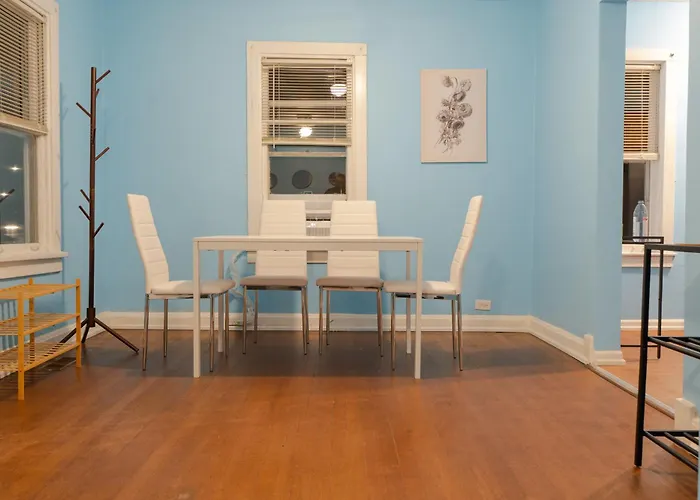 Cozy 1-bedroom House In Tranquil With Free Parking Holiday home Skokie